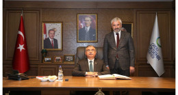 BAKAN YILMAZ BAŞKAN YILMAZ’I ÖVDÜ  
