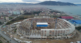 BAŞKAN YILMAZ YENİ STADI DEĞERLENDİRDİ KARADENİZ’DE BİR İLK “STADOTEL”