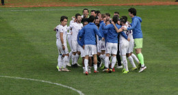 8 HAFTA SONRA GELEN GALİBİYET “OYUN NOKSAN GOL DOKSAN”