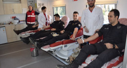POLİSİMİZDEN KAN BAĞIŞI