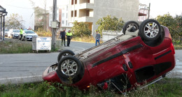 TİCARİ ARAÇLA KAMYONET ÇARPIŞTI: 5 YARALI