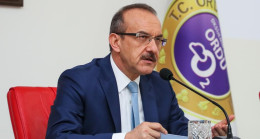 CHP’Lİ ADIGÜZEL’İN AÇIKLAMALARINA SUSKUNLUĞUNU BOZAN VALİ YAVUZ: “BAHANE YARATARAK ŞAHSIMI HEDEF GÖSTERİYOR”