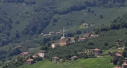 Kabataş’ta bir mahalle karantinada
