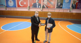 MÜDÜR GENÇ’TEN EMEKLİLERE VEFA..