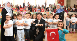 BAŞKAN TÖREN “GELECEĞİ MİLLETİMİZİN UMUDU OLAN ÇOCUKLARIMIZ İNŞA EDECEK”