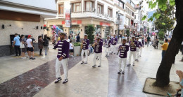 KENT BANDOSU ŞEHRE RENK KATTI