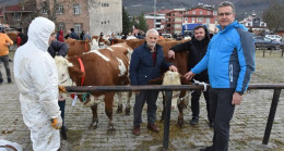 “TULIP BOLAMAN ÇAYI HAVZASI PROJESİ” KAPSAMINDA HAYVAN DAĞITIMLARI GERÇEKLEŞTİRİLDİ