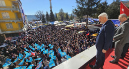 ENVER YILMAZ’DAN FESTİVAL GİBİ MİTİNG