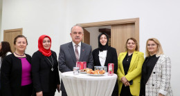 Vali Erol, Kadın Personellerin Gününü Kutladı