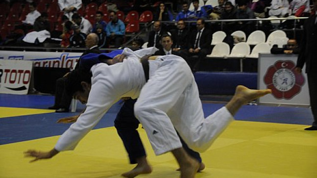 JUDO ŞÖLENİ 17-19 MART’TA