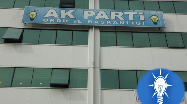 AK PARTİ YÖNETİMİNDEN KINAMA