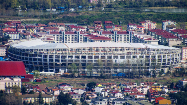 22 BİN KİŞİLİK STADYUMUN YÜZDE 70’İ TAMAM  ORDU STADINDA SONA DOĞRU