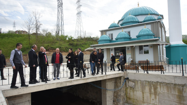 TEKİNTAŞ: HER MAHALLEYE BİR MEYDAN