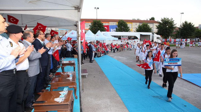 MALAZGİRT ZAFERİ  TÖRENLERLE KUTLANIYOR  BU ASIR TÜRK’ÜN ASRIDIR