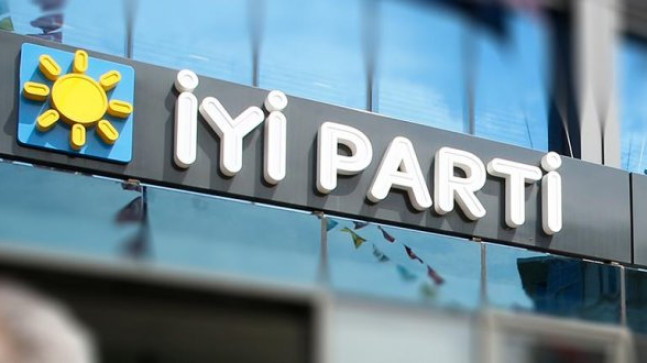 İYİ PARTİDE İSTİFA YOK