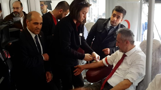 ADIGÜZEL’DEN KÖK HÜCRE BAĞIŞINA DESTEK