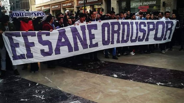 MORBEYAZLI TARAFTARLARDAN TEPKİ YÜRÜYÜŞÜ “ORDUSPOR YAŞAYACAKTIR”