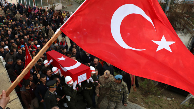 TÜRKİYE EVLATLARINA VEDA ETTİ  VATAN SİZE MİNNETTAR