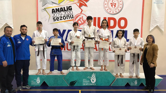 BÜYÜKŞEHİR JUDODA TAKIM HALİNDE BİRİNCİ OLDULAR