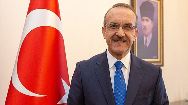 VALİ YAVUZ 1 MAAŞINI BAĞIŞLADI
