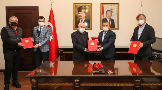 VALİ SONEL’DEN ALTINCI OKUL