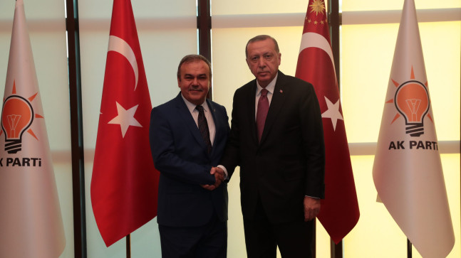 BAŞKAN TOMAKİN’DEN KONGRE ÖNCESİ MESAJ VAR AZİZ MİLLETİMİZE HİZMETKAR OLMAK BİZİM İÇİN BİR ONURDUR