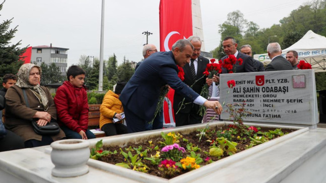 Şehitler Dualarla Yad Edildi