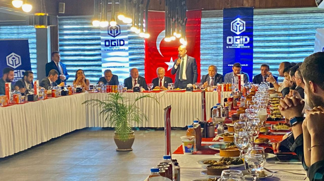 Kılıçdaroğlu Ordu’da Genç İş İnsanlarıyla Buluştu