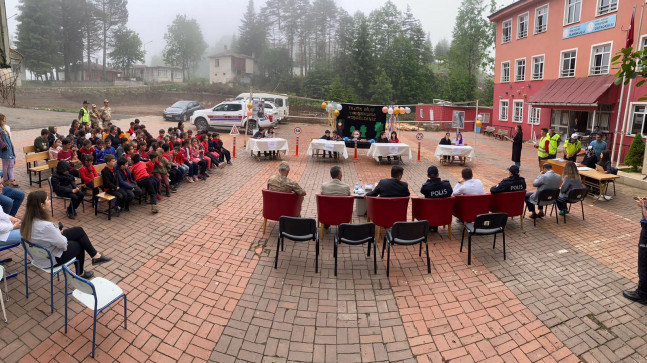 KABADÜZ’DE ANLAMLI YARIŞMA