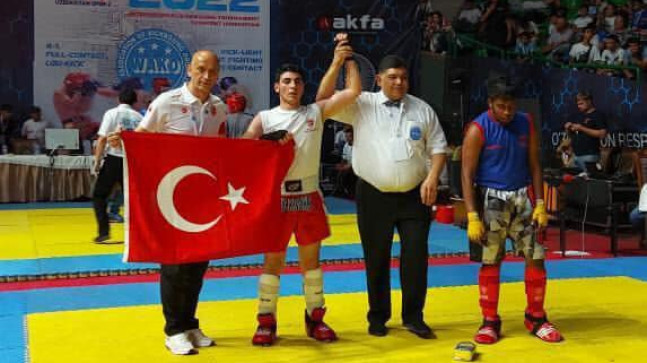 ÖZBEKİSTANDAN ŞAMPİYONLUK GELDİ