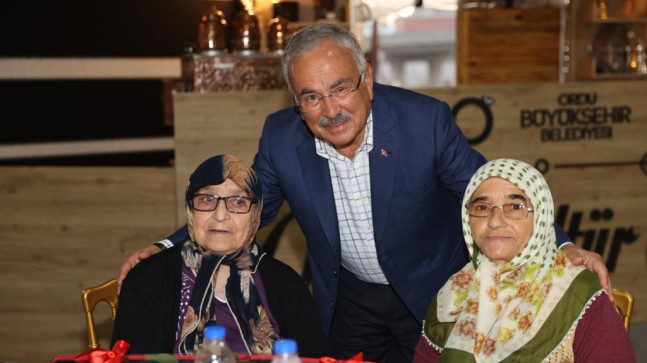 BAŞKAN GÜLER: “7 GÜN 24 SAAT EMRİNİZDEYİZ”