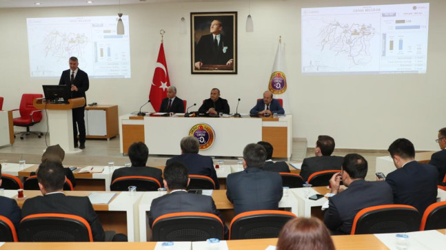 VALİ SONEL PROJELERİMİZ REKOR KIRIYOR