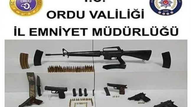 Suç Örgütüne Operasyon 25 Kişi Gözaltına Alındı