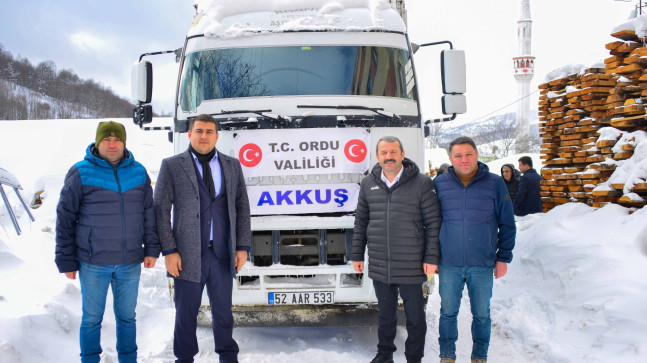 “Akkuş’tan 18 Tır Yardım Malzemesi Gönderildi”