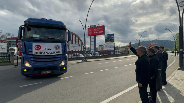 Vali SONEL; Ordu’dan Gönderdiğimiz Yardım Tırı 300’e Ulaştı