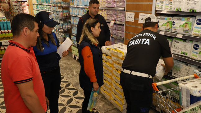BÜYÜKŞEHİR ZABITADAN MARKET DENETİMİ