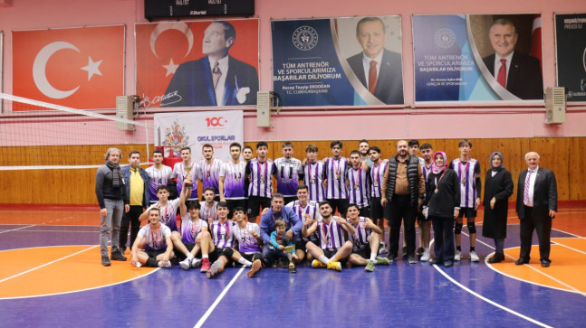 GSB YURTLARI SPOR TURNUVALARI DOLU DOLU GEÇTİ