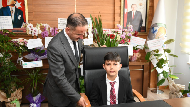 BAŞKAN ALBAYRAK, KOLTUĞUNU BORA EMİR ATEŞLİ’YE TESLİM ETTİ