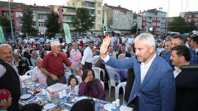BAŞKAN YILMAZ 19 İLÇE 6 BÜYÜK MAHALLEDE VATANDAŞLARLA BULUŞACAK “AYNI SOFRADA BİRLİKTE ORDU’YUZ”