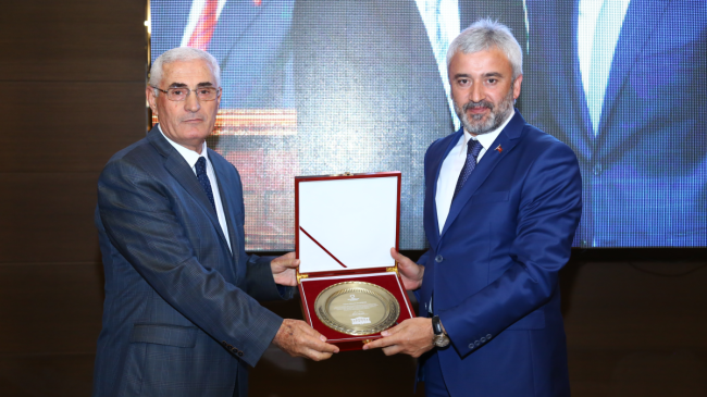 YILDIRIM EMEKLİ OLDU