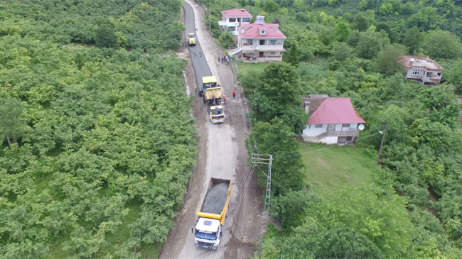 ULUBEY’DE SICAK ASFALT SEVİNCİ