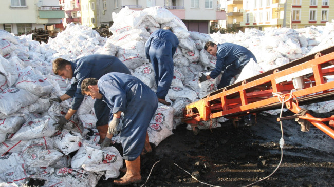 KÖMÜR DAĞITIMI BAŞLIYOR