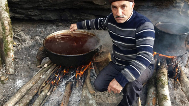 ŞİFA KAYNAĞININ ADI “PEKMEZ”