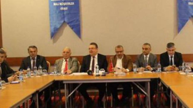 MALİ MÜŞAVİRLER BASINLA BULUŞTU