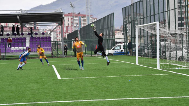 1.AMATÖR PLAY OFF’DA MÜTHİŞ HEYECAN FİNALİN İSİMLERİ KİMLER OLACAK