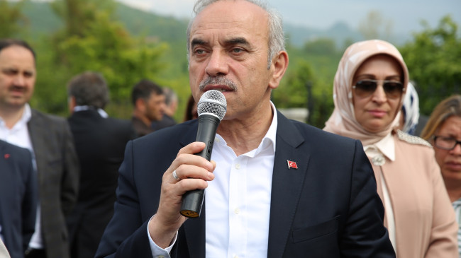 TEKİNTAŞ: BASIN DEMOKRASİMİZİN VAZGEÇİLMEZ UNSURUDUR