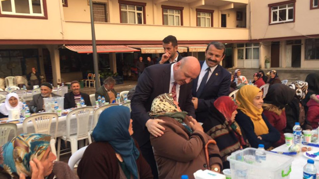 GÜNDOĞDU’NUN PARTİLİLERİNDEN İSTEĞİ “SIKILMAK UYUMAK YORULMAK YOK”