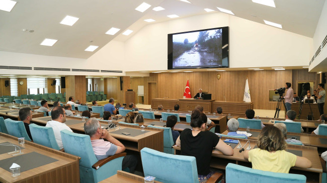 AFETİN BİLANÇOSUNU AÇIKLAYAN BAŞKAN YILMAZ:   “DEVLETİN GÜCÜNÜ ARKAMIZDA HİSSETTİK”