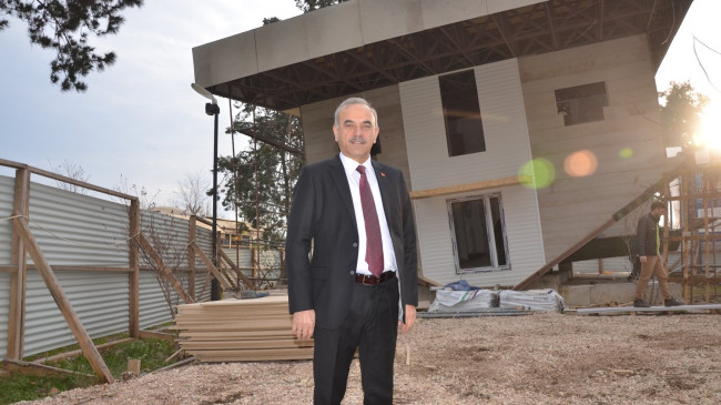  “TERS EV” DİKKAT ÇEKİYOR! 