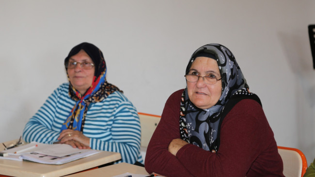 OKUMA YAZMANIN YAŞI OLMUYOR 